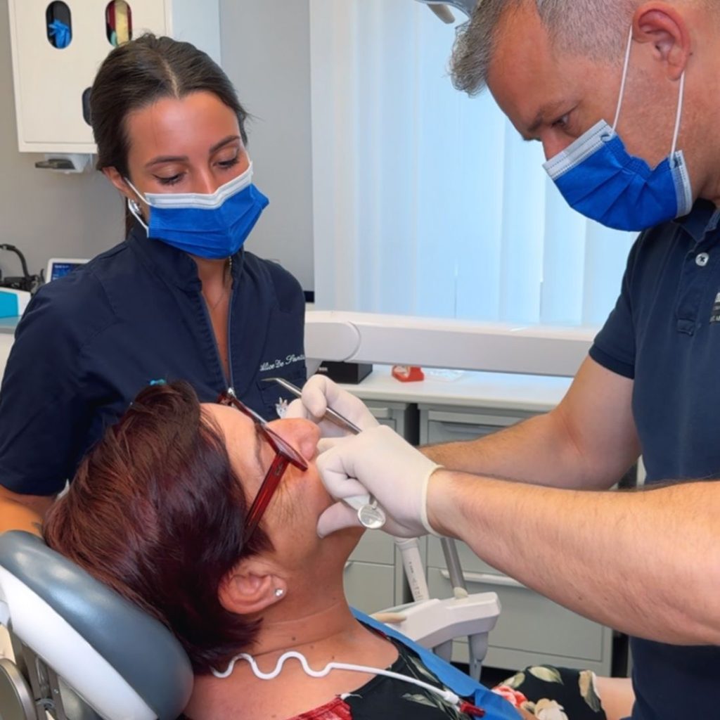 Faccette Dentali 25 FOTO CI PRENDIAMO CURA DI TE - Dentista a Sassari